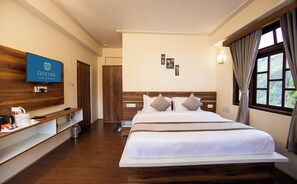 Free WiFi, bed sheets - Divine The Elite Zong Lachung (Chungthang)