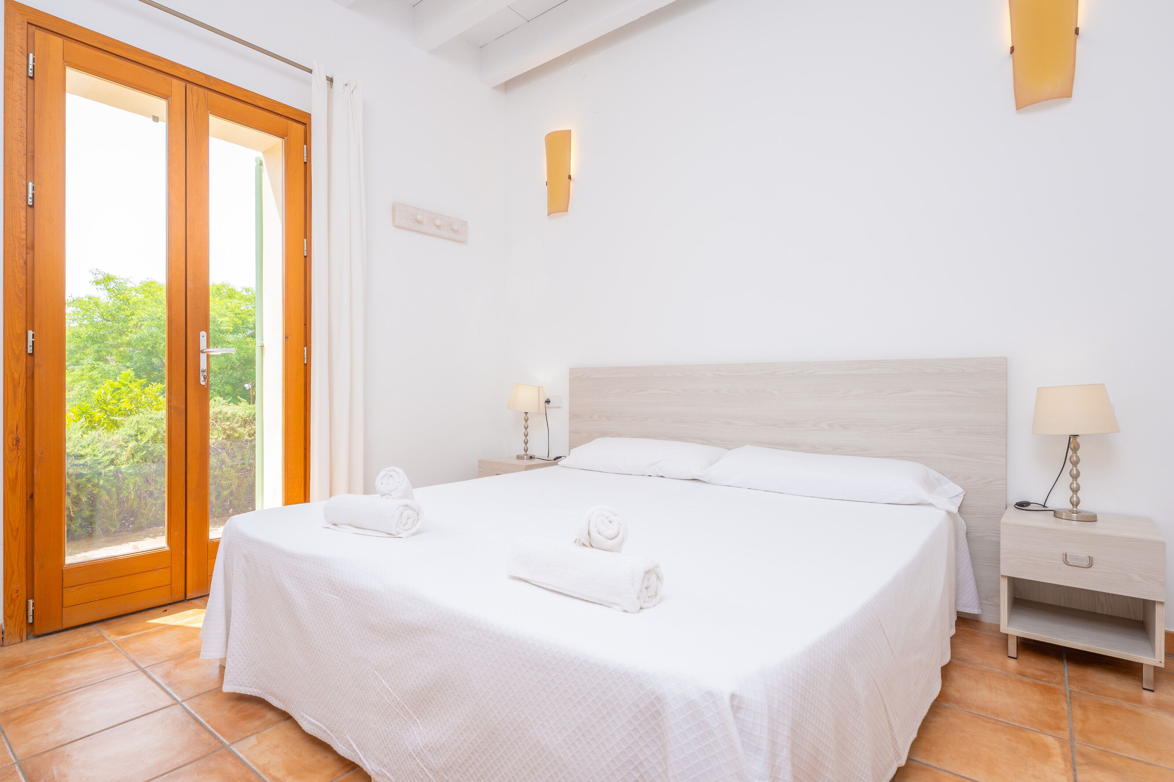 1 dormitorio, tabla de planchar con plancha, wifi gratis y ropa de cama