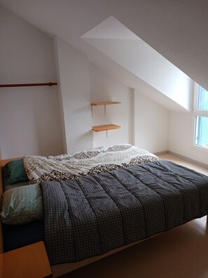 2 bedrooms