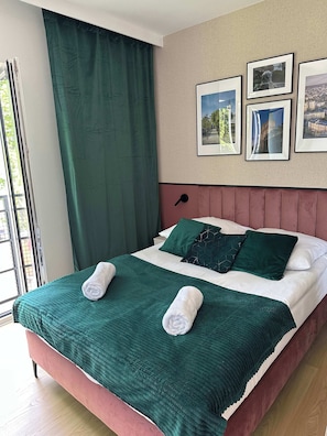 2 bedrooms, desk, iron/ironing board, travel cot - Tatarska 4C Przemyśl | Functional Apartment | Parking (Przemysl)