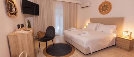 1 chambre, coffres-forts dans les chambres, fer et planche à repasser