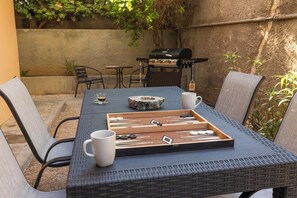 Outdoor dining - Residence City Cozy Nest, Apartment (Rodos)