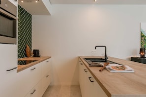 Apartment | 2 bedrooms, Internet - Cozy Ground-floor Apartment With Terrace Modern Amenities and Beachside Location (Ostend)