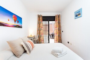 Iron/ironing board, free WiFi, bed sheets - Bonito y acogedor apto. con amplia terraza (Santa Cruz de Tenerife)