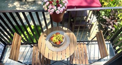 Tranquil 2-bedroom apartment in Shekvetili with AC, WiFi