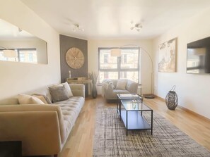 TV, offices - Great George Lane Sum (Glasgow City)