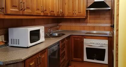 Gredos Norte Aldea con 70 Habitantes