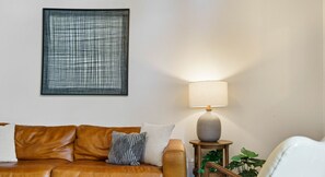 Smart-TV, Kamin, Arbeitsbereiche