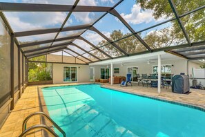 House (4 Bedrooms) | Interior - Lakefront Home w/ Heated Pool, Near Disney (Spring Hill)