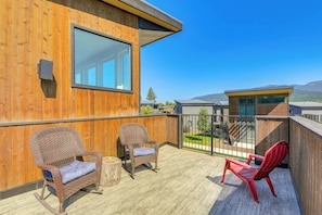 Apartment (3 Bedrooms) | Interior - 1 Mi to Lake: Upscale Condo in Whitefish Resort (Whitefish)