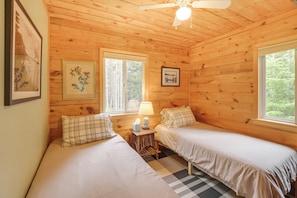 House (2 Bedrooms) | Interior - Cozy Acadia Area Cabin, Walk to Beach & Lighthouse (Prospect Harbor)
