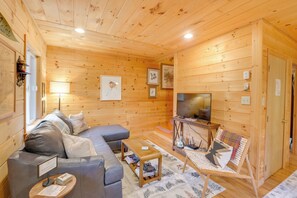 House (2 Bedrooms) | Interior - Cozy Acadia Area Cabin, Walk to Beach & Lighthouse (Prospect Harbor)