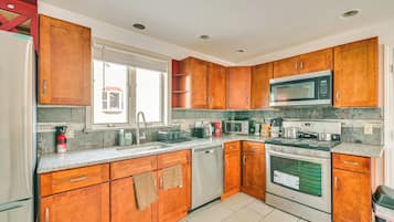 Apartment (2 Bedrooms) | Bahagian dalam