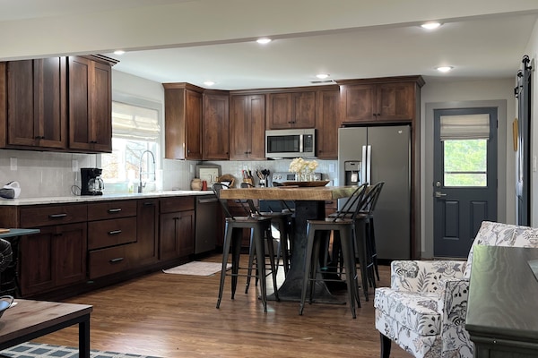 Mikroaaltouuni, uuni, liesi, astianpesukone