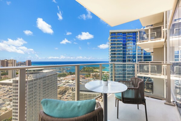 Property grounds - Ocean View Sky Ala Moana Condo w/Amazing Amenities Near Restaurants & Shops (Honolulu)