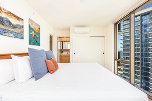 2 bedrooms, iron/ironing board, free WiFi, bed sheets