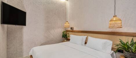 1 間睡房、書桌、可攜式嬰兒床、Wi-Fi