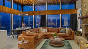 TV, fireplace, offices