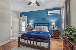 3 soverom, strykejern/-brett, wi-fi og sengetøy