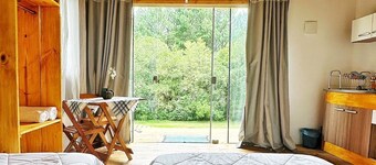 Cabin surrounded by nature and waterfalls a few km from Canela