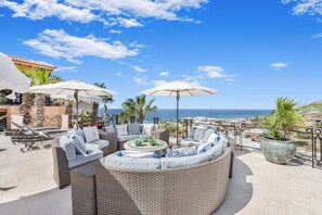 Terrace/patio - Villa Marisal: Spacious Pedregal Luxury Retreat - Flexible 7 or 9 bedrooms (Cabo San Lucas)