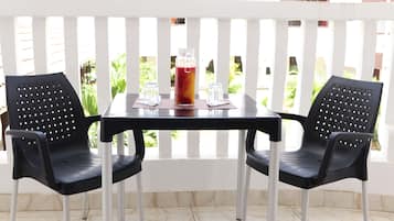 Deluxe Twin Room | Terrace/patio