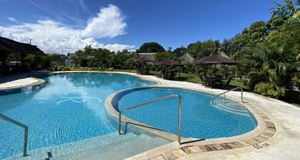 White Peacock Resort