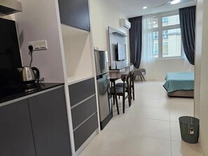1 chambre, fer et planche à repasser, Wi-Fi, draps fournis