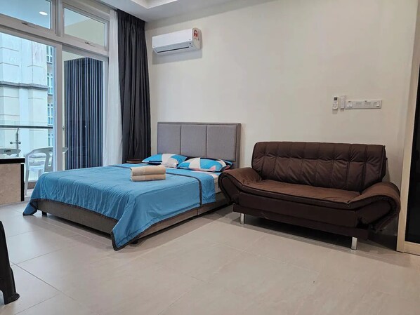 1 bedroom, iron/ironing board, WiFi, bed sheets