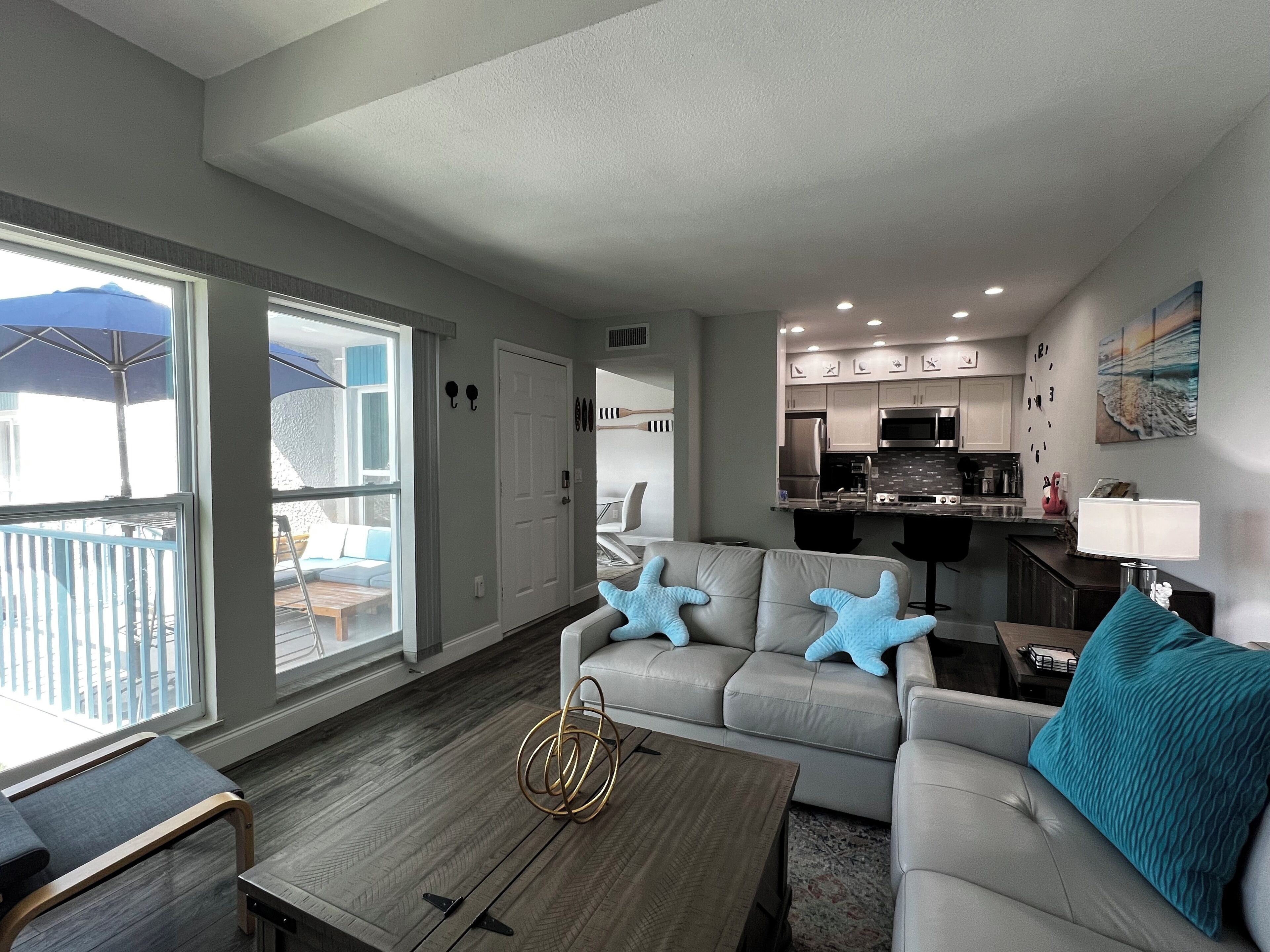 تلفزيون ذكي، كُتُب