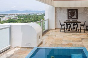 Outdoor dining - Exclusive Seibal Penthouse - Vidanta (Nuevo Vallarta)