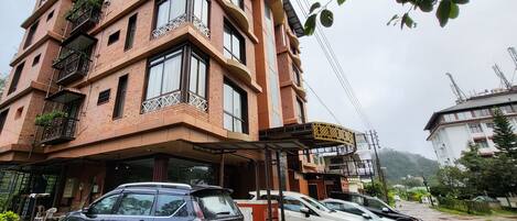 Overnatningsstedets facade