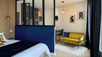 1 chambre, fer et planche à repasser, Wi-Fi, draps fournis