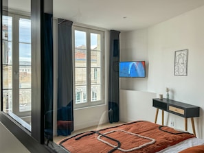 1 chambre, fer et planche à repasser, Wi-Fi, draps fournis