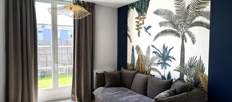 Cozy Niort Yellow Pink _ 2-room apartment with balcony