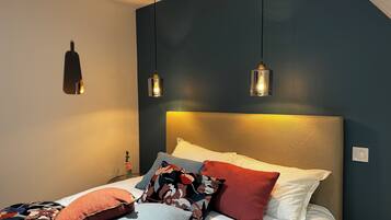 1 chambre, fer et planche Ă repasser, Wi-Fi, draps fournis