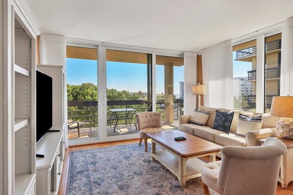 Älytelevisio, kirjoja