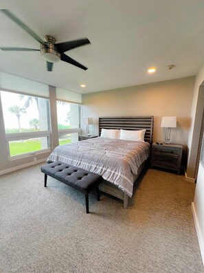 2 bedrooms, iron/ironing board, free WiFi, bed sheets - Beautiful 2BR Beachfront Walkout at Beachplace 9-102 by FVC (Longboat Key)