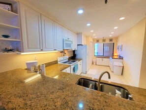 Fridge, microwave, oven, stovetop - 2 Bedroom Bay Front Condo on Longboat Key by FVC (Longboat Key)