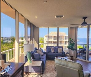 Smart TV, DVD player - Grand Bay 2 BR / 2 BA Condo on LBK by FVC (Longboat Key)