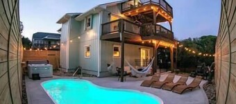 Tranquil 4th Row Ocean View w Pool & Hot Tub ... Book Your Dream Oasis Now!