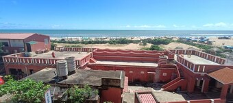 고룸고 호텔 시야, 푸리