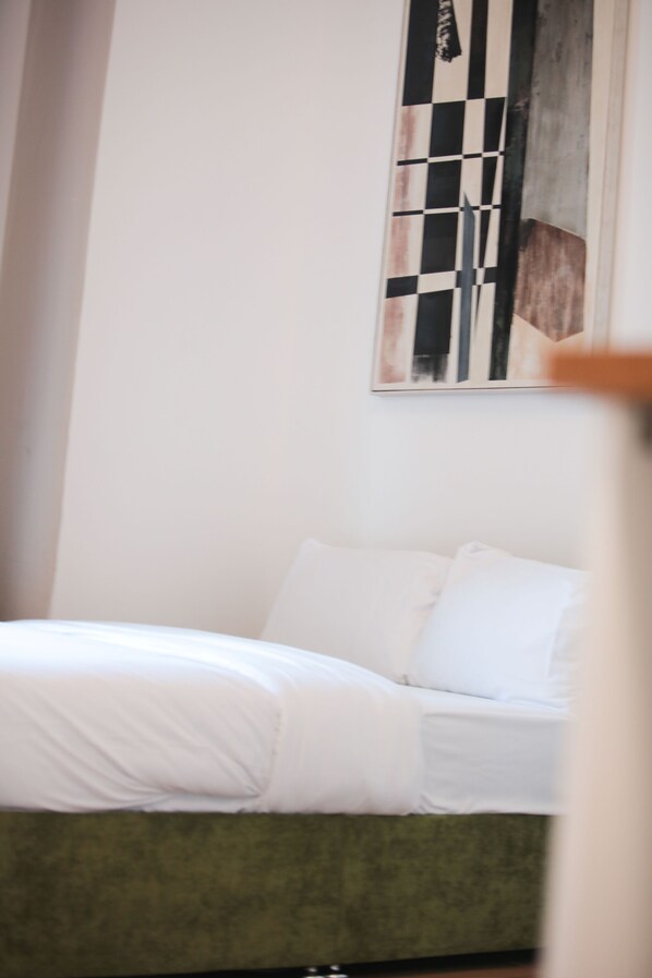 Studio | Blackout curtains, iron/ironing board, free WiFi