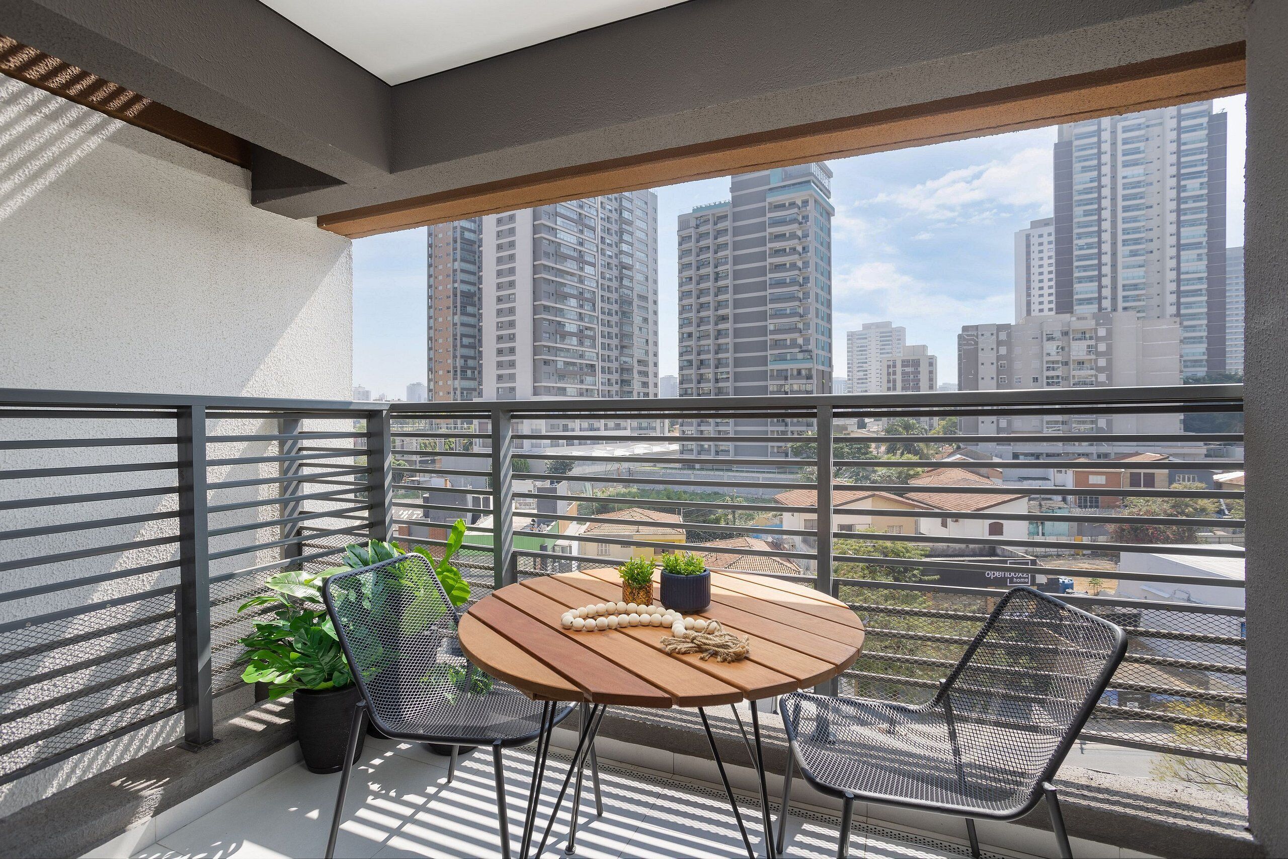 Apartment | Outdoor dining