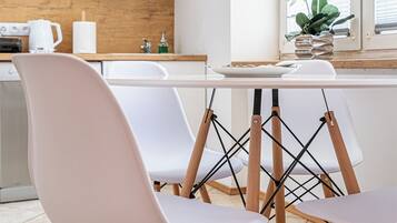 Comfort-huoneisto | Oleskelualue | 37–tuumainen taulutelevisio, jossa digitaalikanavat