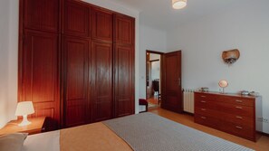 3 Schlafzimmer, kostenloses WLAN, Bettwäsche