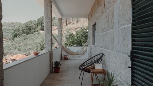 A Casa do Pereira by LovelyStay