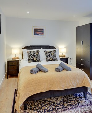 2 chambres, lit de bébé portatif, accès au Wi-Fi (inclus)