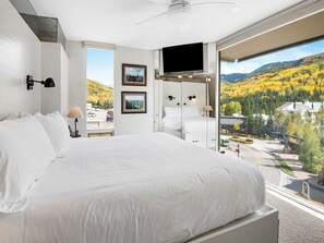 3 bedrooms, WiFi, bed sheets - Vantage Point Condo 304 | Spacious 3BR Mountain Retreat in Lionshead Village (Vail)