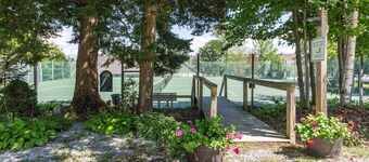 Cozy Slopeside Escape - Ski-In/Out Condo at Okemo